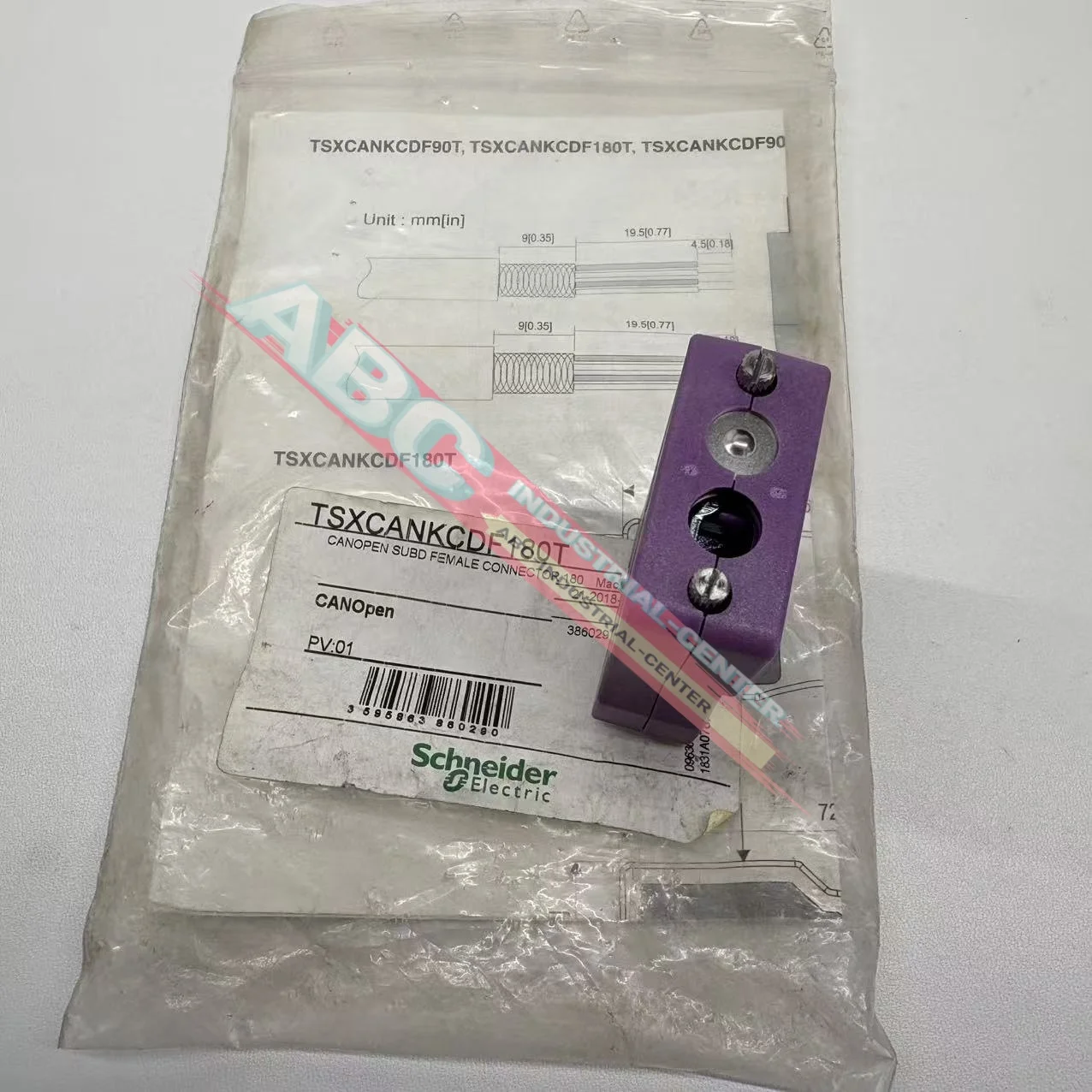 TSXCANKCDF180T 100% 새 PLC 모듈