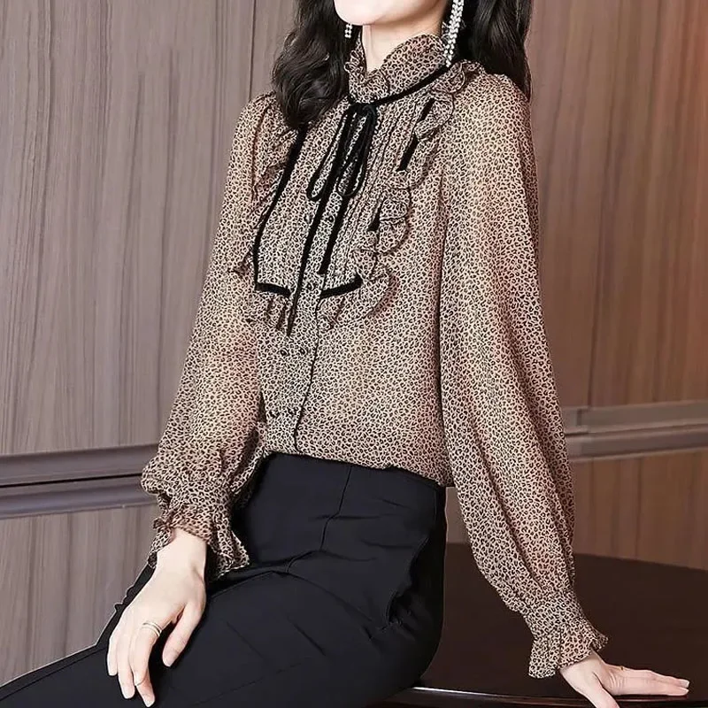 Vintage Loose Leopard Printing Chiffon Shirt 2024 Spring Summer Folds Ruffled Neck Long Sleeve Elegant Blouses for Women Z531