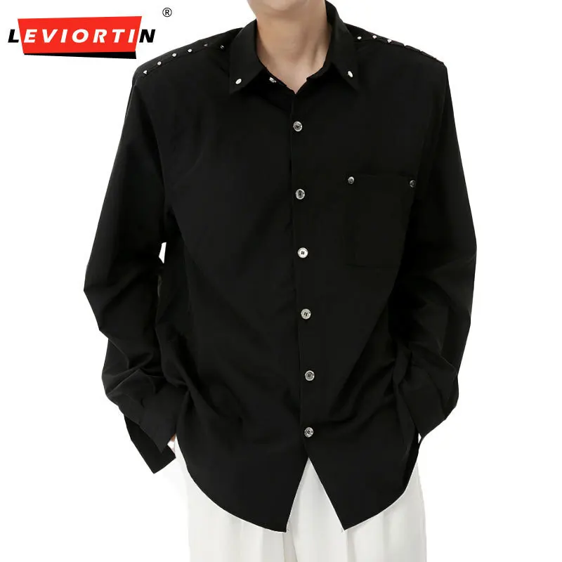 

LEVIORTIN 2024 Autumn Men Long Sleeve Shirt Chic Niche Metal Decoration Design Shoulder Pad Solid Color Shirt Black White