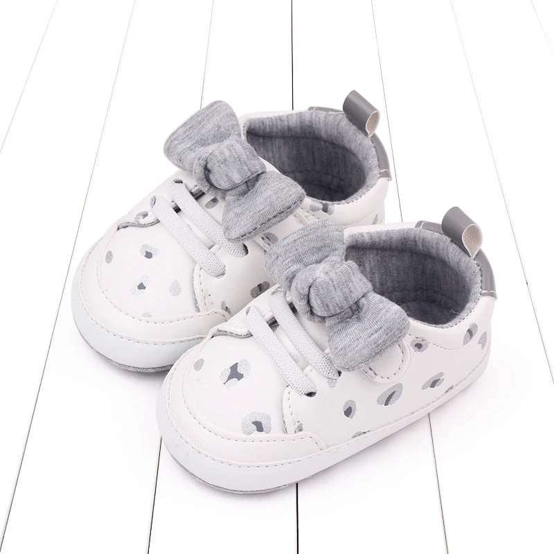 2025 printemps automne Velcro 0-1 ans bébé chaussures pour apprendre à marcher intérieur bébé chaussures nœud chaussures décontractées BH2322