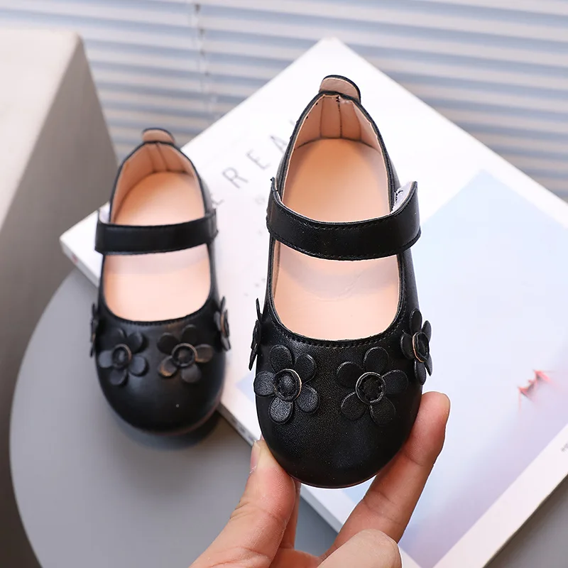 

Kids Princess Shoes Soild Color Casual Girls Flat Shoes Versatile Sweet Flowers 2025 Autumn New Children Black Shoes Performance
