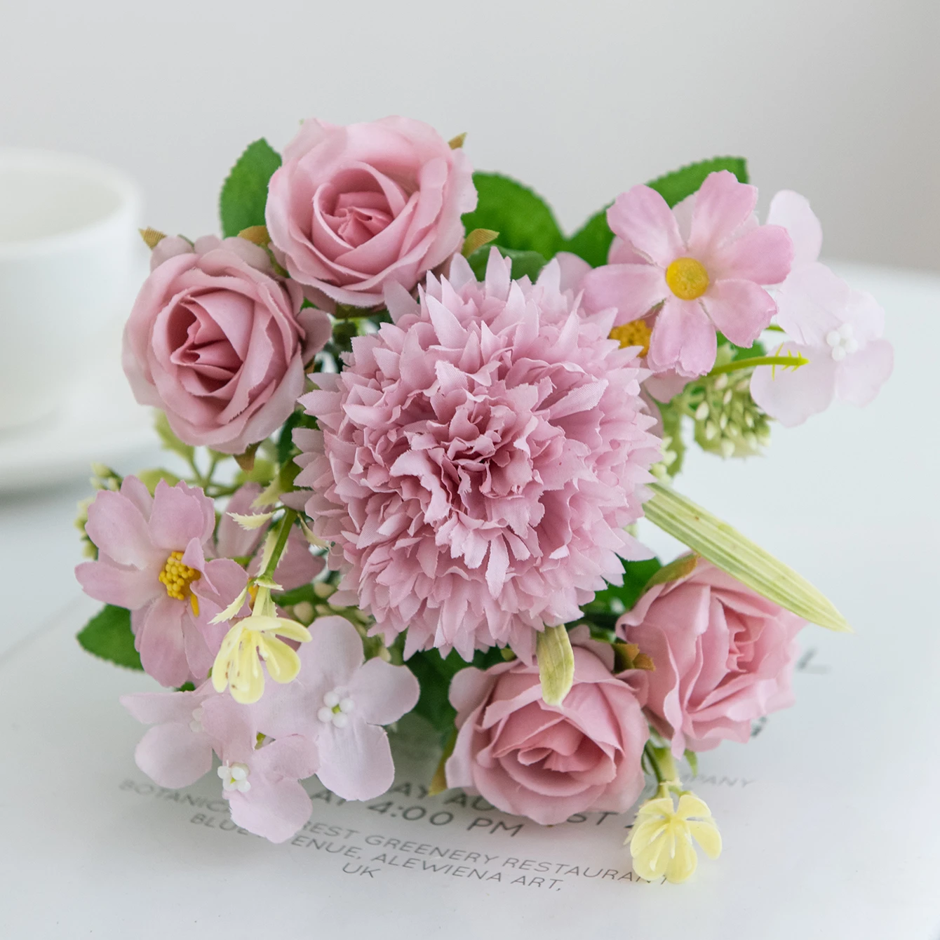 

Artificial Flowers Silk Roses Wedding Wreath Home Room Festival Decora Vase Bridal Bouquet Outdoor Courtyard Garden ArchDIY Gift