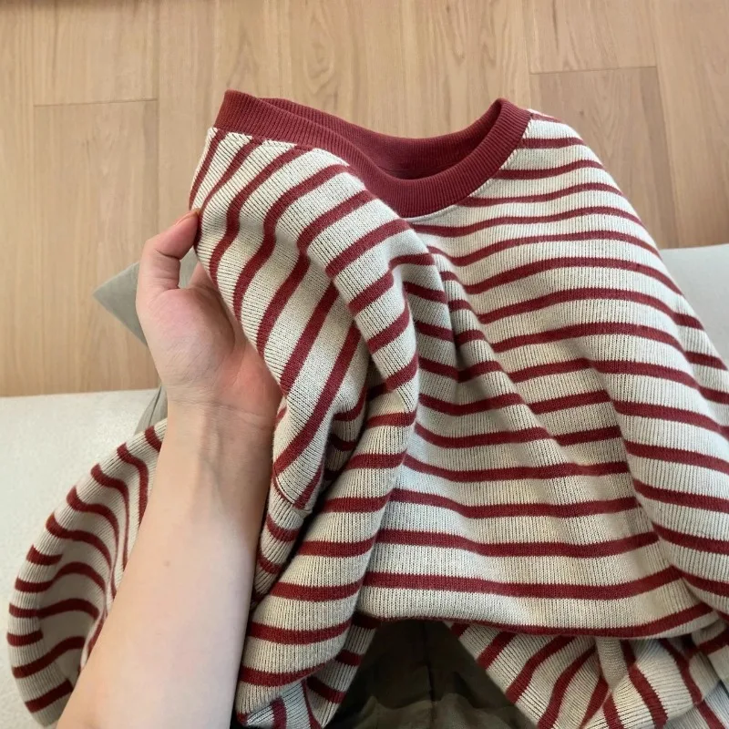 Deeply Korean autumn new red striped hoodie for women, lazy and high-end loose casual long-sleeved top.