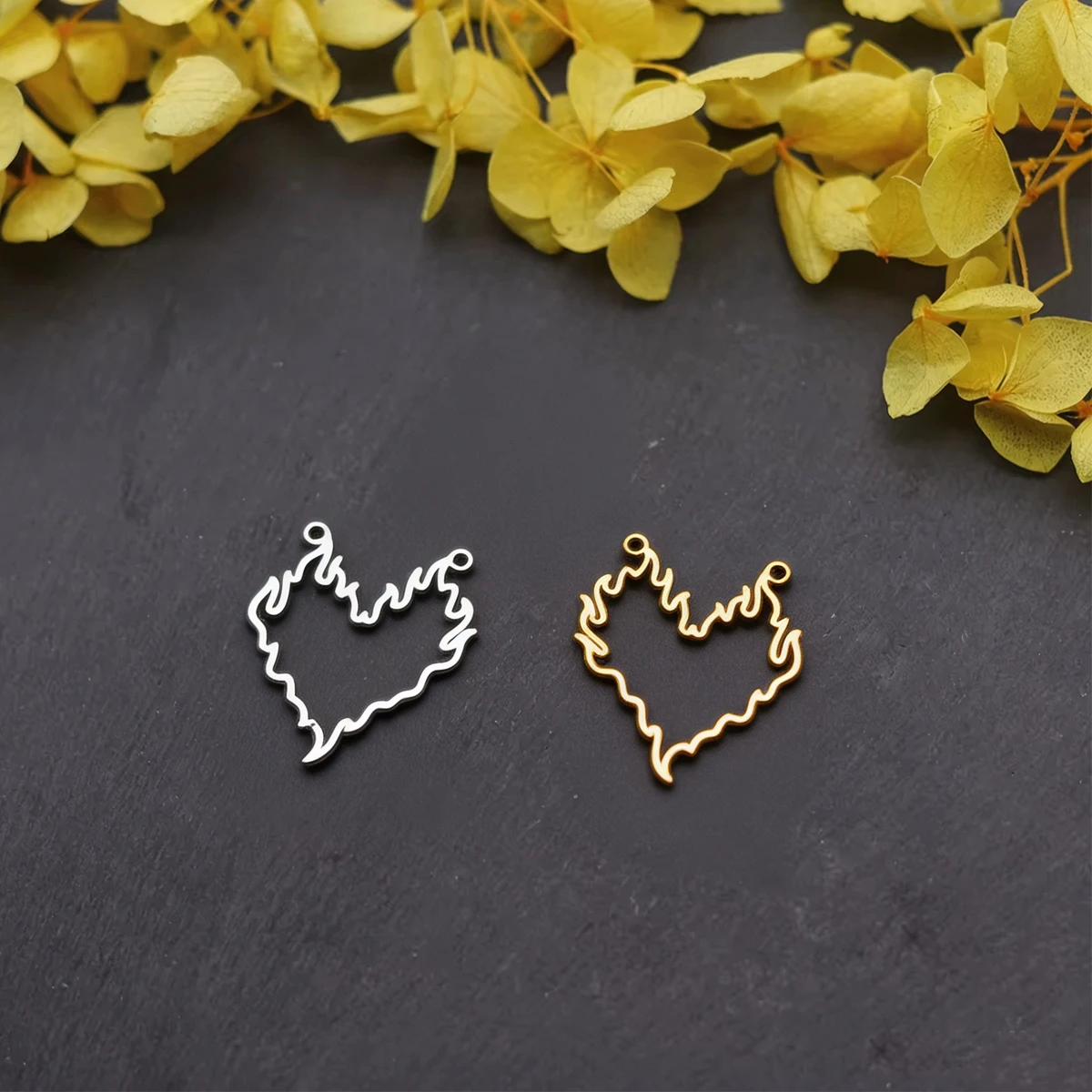 3pcs Stainless Steel Flame Heart Charms Art Line Love Heart Pendant Connector for DIY Jewelry Making Necklace Earrings Supplies