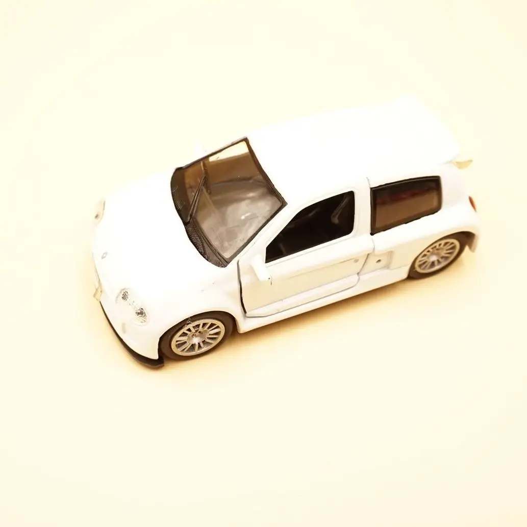 1:32 Clio V6 Alloy Car Diecasts & Toy Vehicles Car Model Miniature Scale Model Car Toys For Children