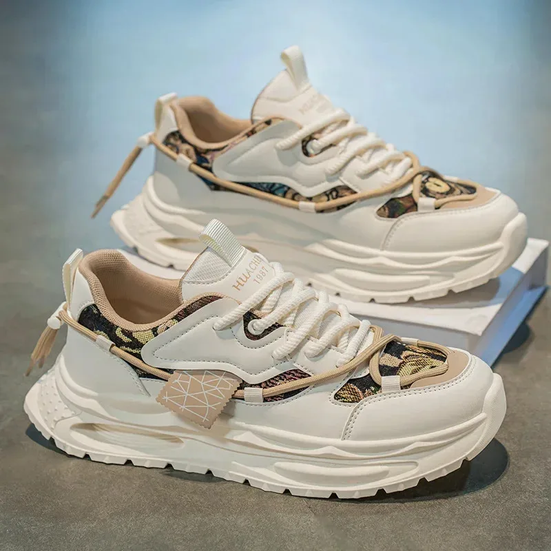 

Men'S Low-Top Casual Sports Shoes Spring Summer New Fashionable Breathable Slip-On Trendy Male Footwear Grid Lining PVC Sole