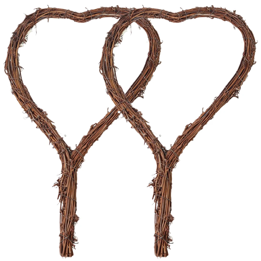 

2 Pieces Heart Shaped Rattan Hoops 15cm Diameter 10cm Handle Wreath Making Floral Ring Home Decor Valentine Wedding Party