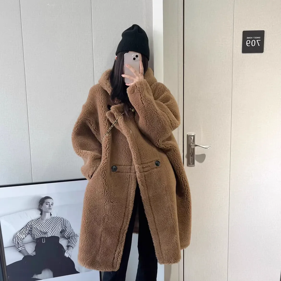 

2025 Winter New Fur Jacket Women's Overcoat Korean Loose Laid-back Thickened Warm Parka Hooded Long Lamb Wool Coat Outwear