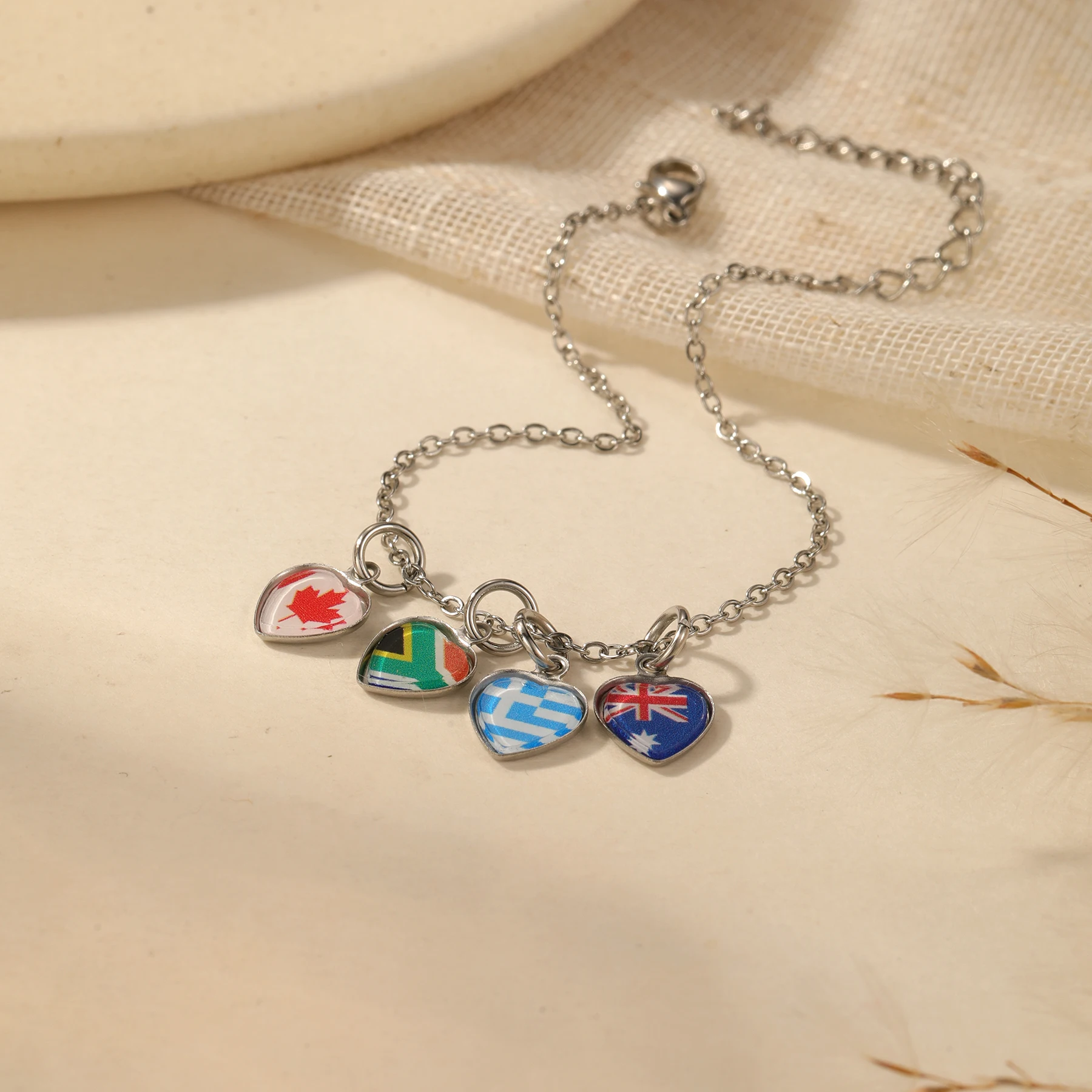 Custom Country Flag Heart Charm Bracelet Personalized Multiple Flag Pendants Stainless Steel Travel Souvenir Jewelry Gift