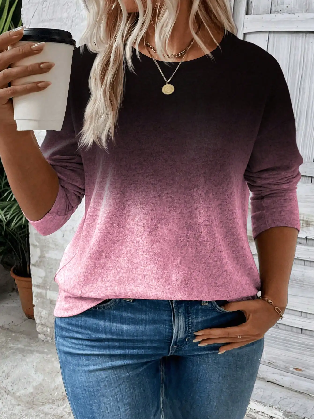 

Повседневная футболка больших размеров с круглым вырезом и длинными рукавами, с градиентным эффектом омбре