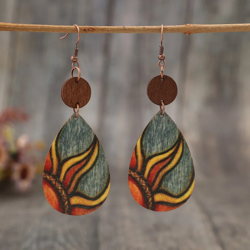 New Arrival Vintage Teardrop Printed Flower Patchwork Small Round Wooden Charm Mom Earrings Wholesale for Women