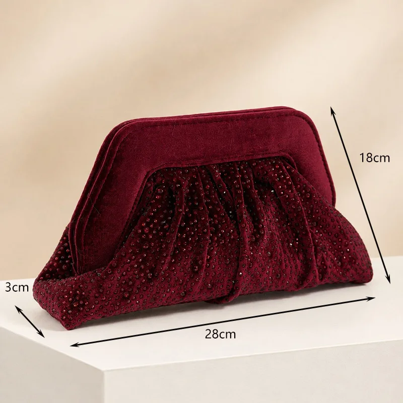 Ladies' autumn and winter new red rhinestone handbag fashion chain handbag elegant holiday makeup bag diamond inlaid banquet bag