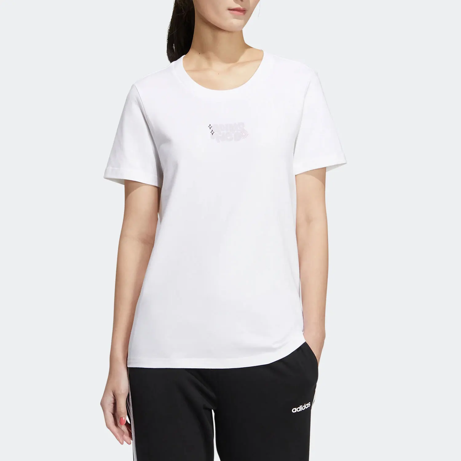 

Официальная аутентичная женская спортивная футболка NEO нового сезона Adidas HS6836