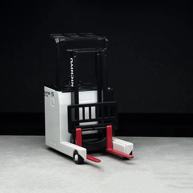 1:28 Scale PLATTER Series FBR-85 Forklift Plastic Model Collection Ornaments Adult Boy Holiday Gift