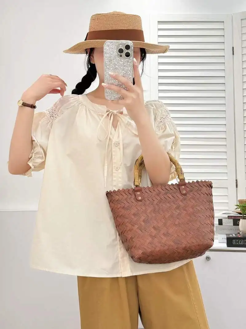 ใหม่2025ฤดูร้อนผ้าฝ้ายแขนสั้นเสื้อผู้หญิงVคอเย็บปักถักร้อย, Moriสาวภาษาฝรั่งเศสคําเดินทางอายุลดเสื้อหลวมT57221CC