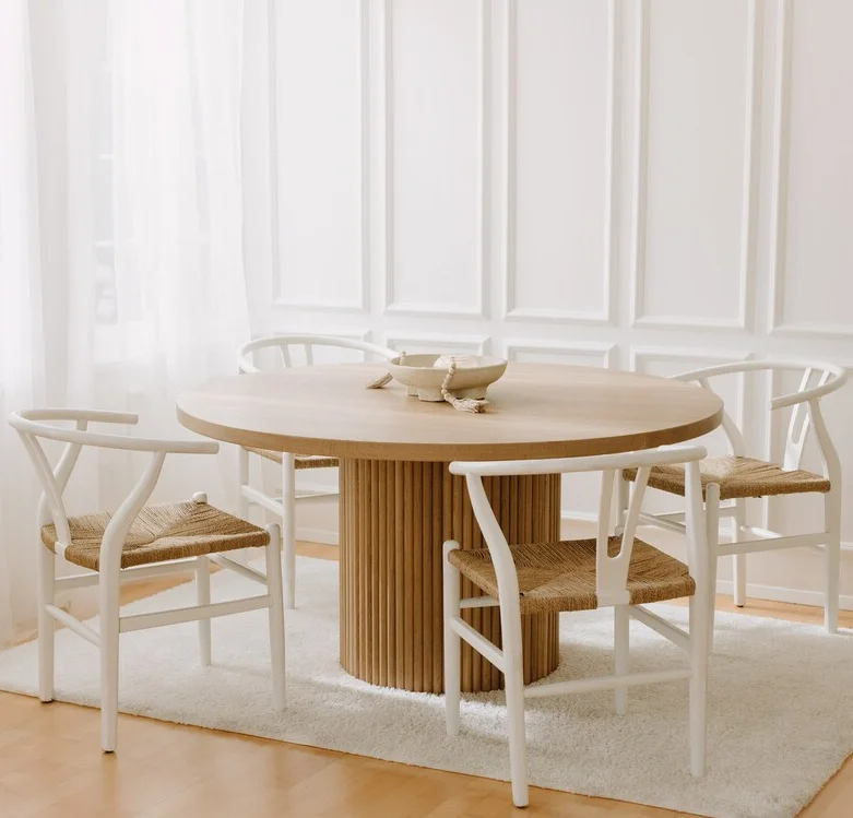 Simple Style Round Customize Solid Pine Wooden Dining Table Modern Dining Table For Dining Room