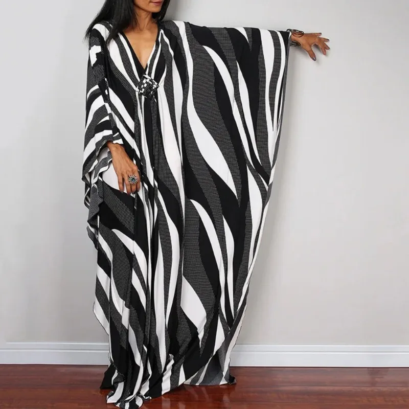 

New Beach Hoodie Vacation Casual Loose Sun Protection Robe Comfortable and Breathable