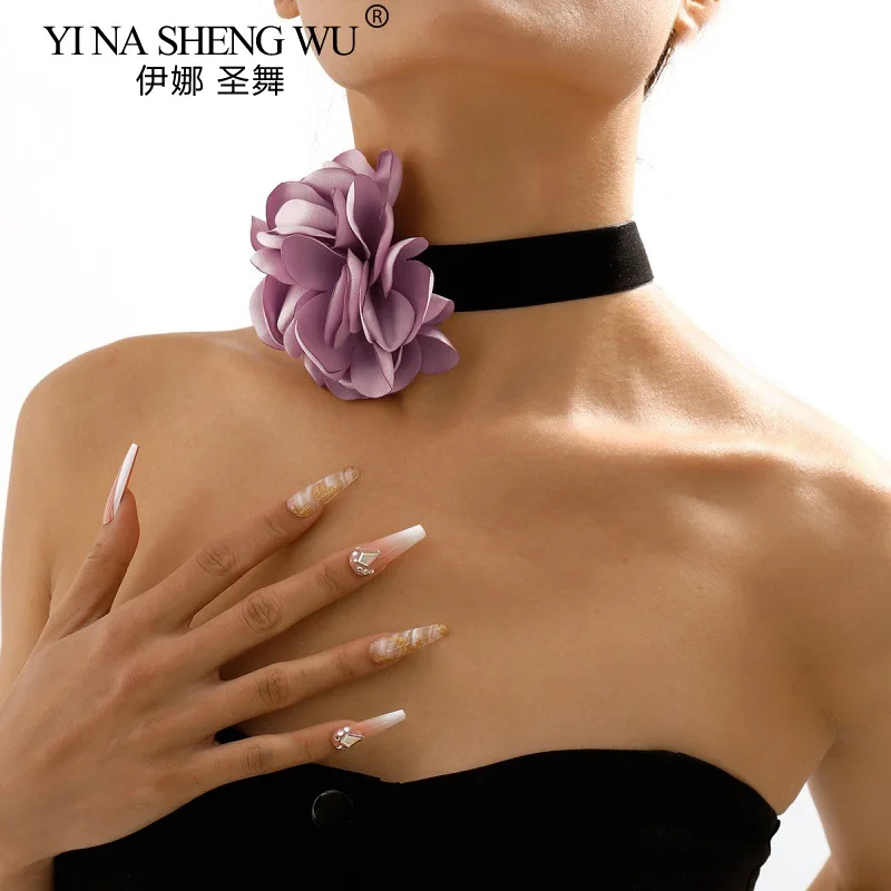 Accesorios de baile para mujer, collar de flores rosas grandes, gargantilla de terciopelo negro, collar de clavícula de actuación de Flamengo de baile moderno