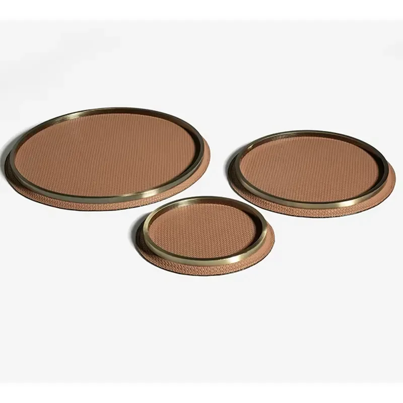 MOYUSE 2024 Hot Selling Light Luxury Modern Circular Leather Service Tray for Hotel Wedding Cafe Home Decor Customizable