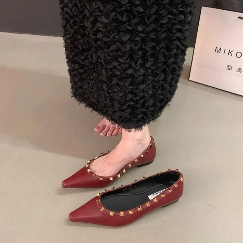 

New Women's Casual Woman Shoe Shallow Mouth Round Toe Slip-On Solid Fabric Leisure Rubber Lace-Up Casual Woman Shoe Shallow Flat