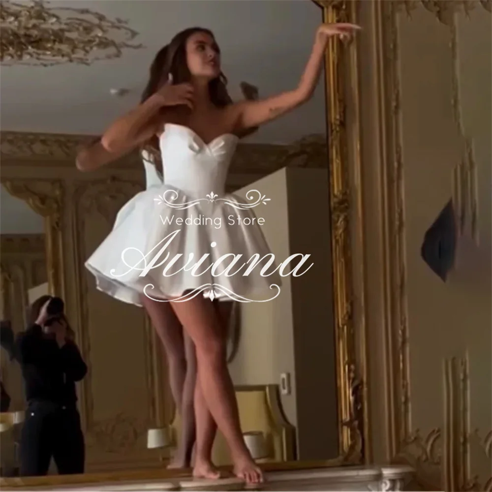 Aviana فستان زفاف مخصص فستان زفاف خط عنق على شكل قلب بدون أكمام بدون ظهر قصير الطول من قماش الساتان ثوب حفلة 2025