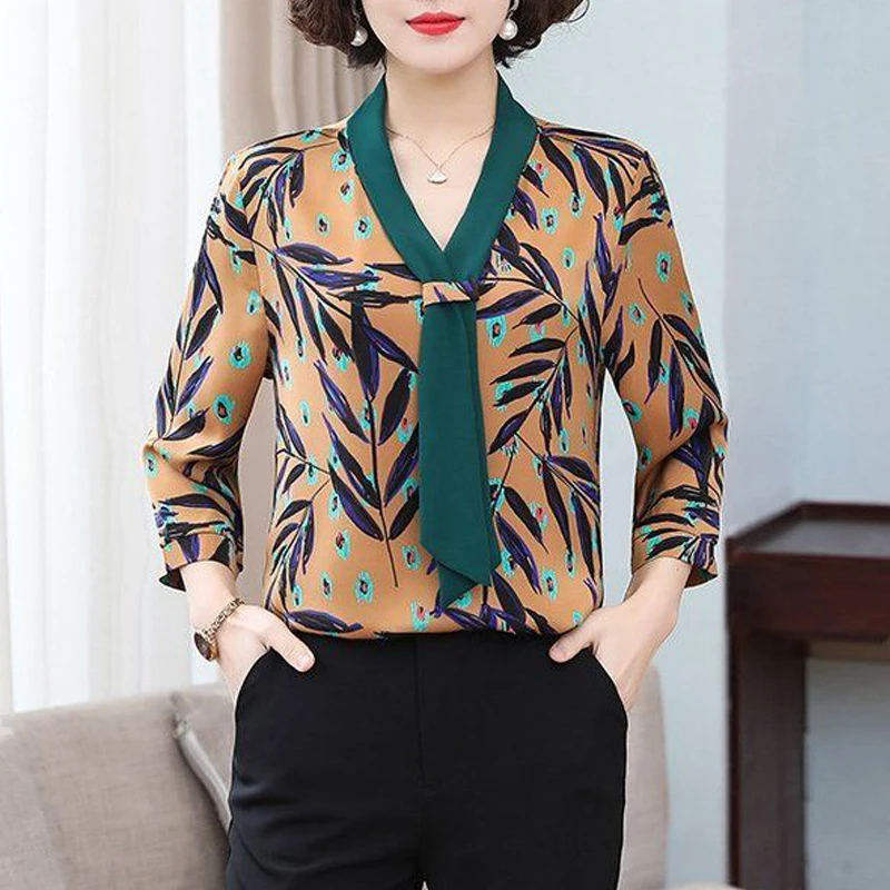 Elegant Fashion Bow Tie Print V Neck Loose Top Blouse 2023 New Spring Summer Casual Three Quarter Sleeve Shirts for Women Blusas