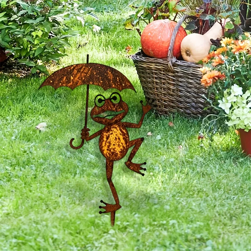 Charming retro metal frog with umbrella, no power needed. Perfect for garden, patio, or Halloween decor. Ideal gift! view 5