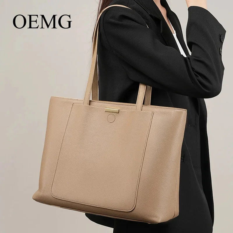 

Women's Large Capacity Shoulder Bag Highend Ladies Genuine Leather Commuter Shopper Bag High Quality Luxury Handbag Big tote