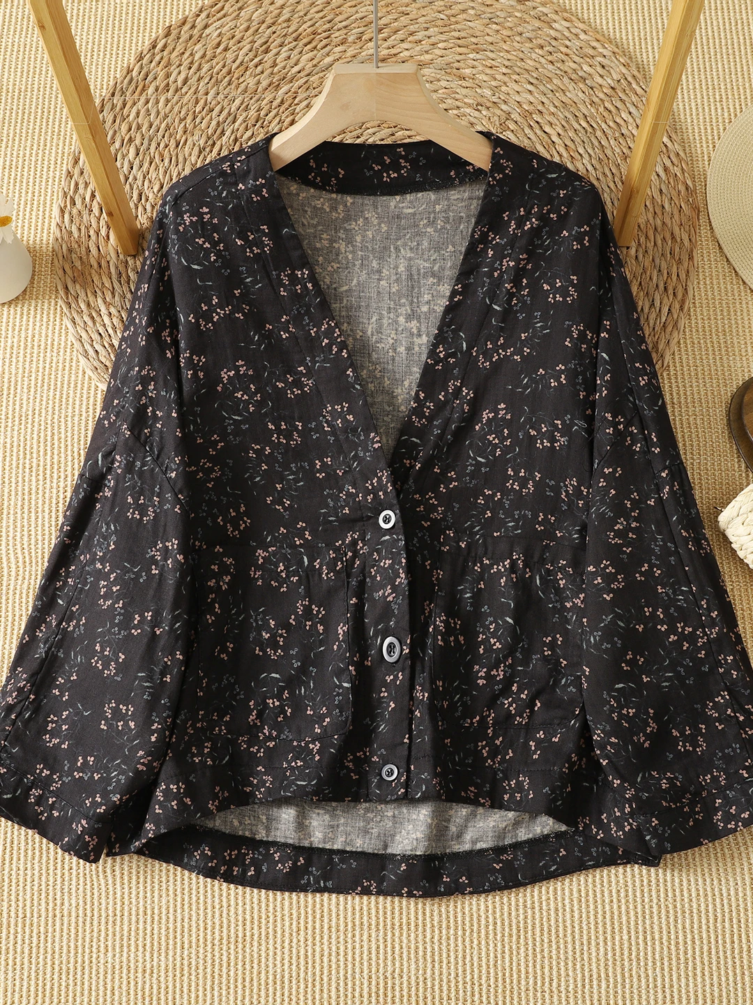 Retro Floral Print Cotton Jacket Women's Loose Fit Big Pocket Double Layered Slimming Top for Autumn Fashion Ladies' Wear