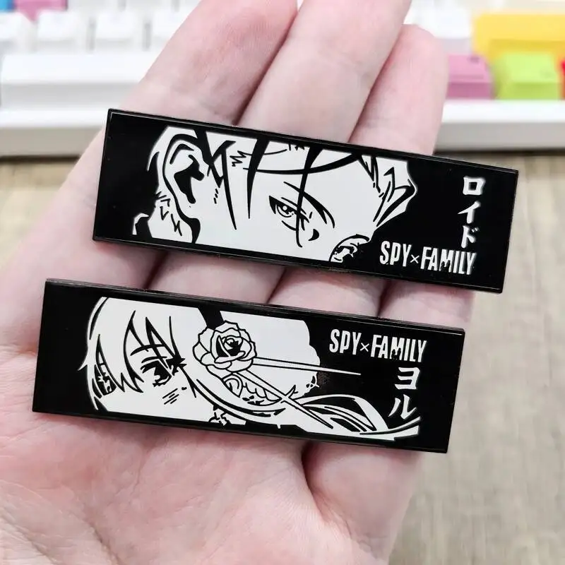 

Anime GAME Anya Yor Forger Metal Button Pin Cute Anime Character Brooch Badge For Backpack Accessories Decor