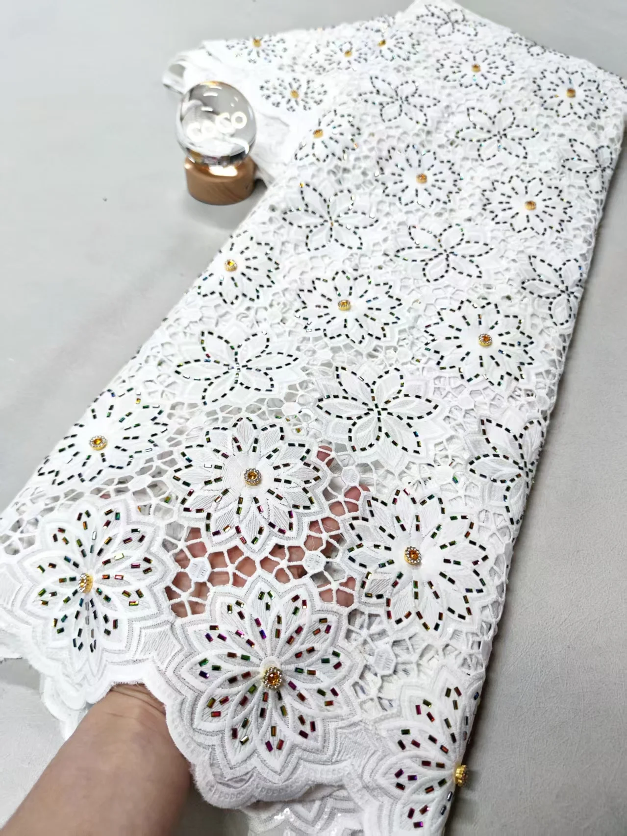 

2025 Высококачественная Тюлевая кружевная ткань, хлопковая ткань с блестками для африканского нигерийского свадебного платья, вышитое платье, шитье XL083 5 ярдов