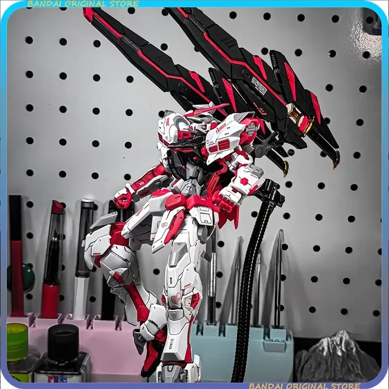 

【IN STOCK】DABAN MG 1/100 8807 Red Astray Frame Mars Jacket Reprint MBF-P02 Model Kit Assembly Action Figure Robot Plastic Model