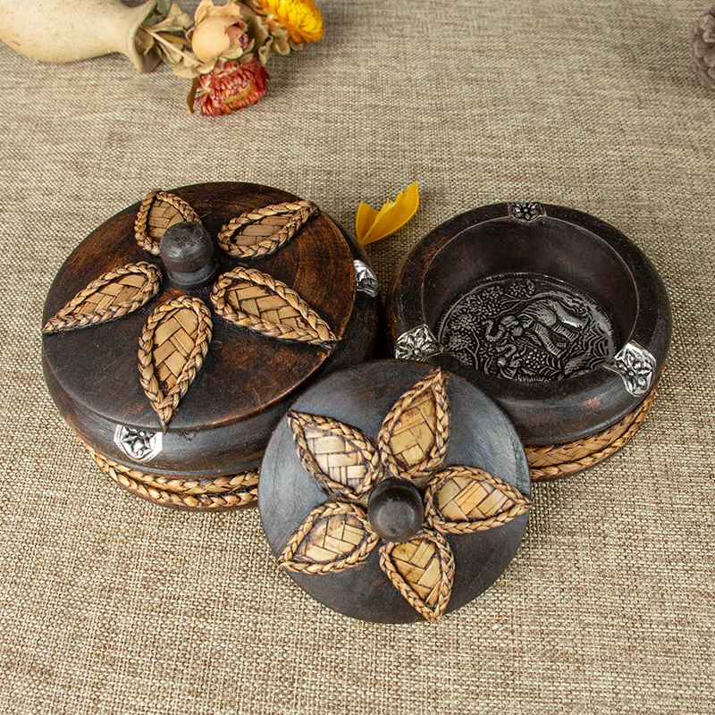 Thai Solid Wood Ashtray Southeast Asian Style Handmade Desktop Ashtray with Lid for Smoking Office Home Decoration