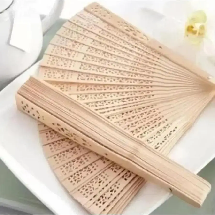 1 Stück 8-Zoll Vollständig gestanzt Duft Holz Falten Fan Imitation Sandalholz Alten Stil Falten Fan Handwerk Geschenk