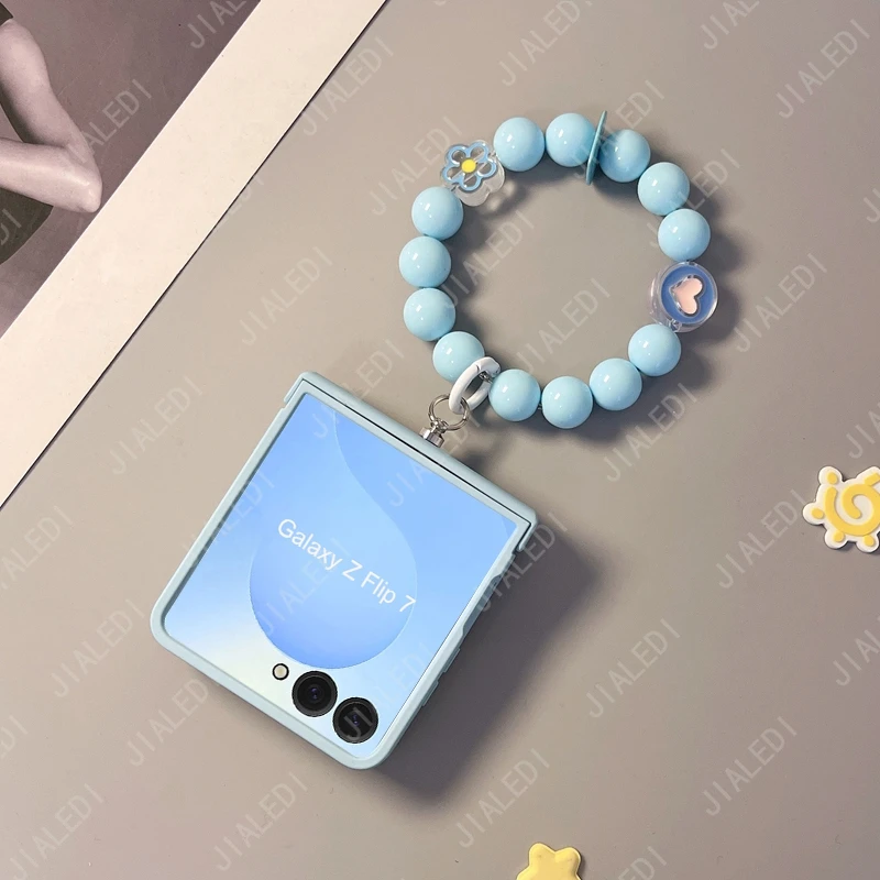 Fashion Bracelet Chain Love Hinge Phone case For Samsung Galaxy Z Flip 7 6 5 4 3 flip6 zflip7 Cover