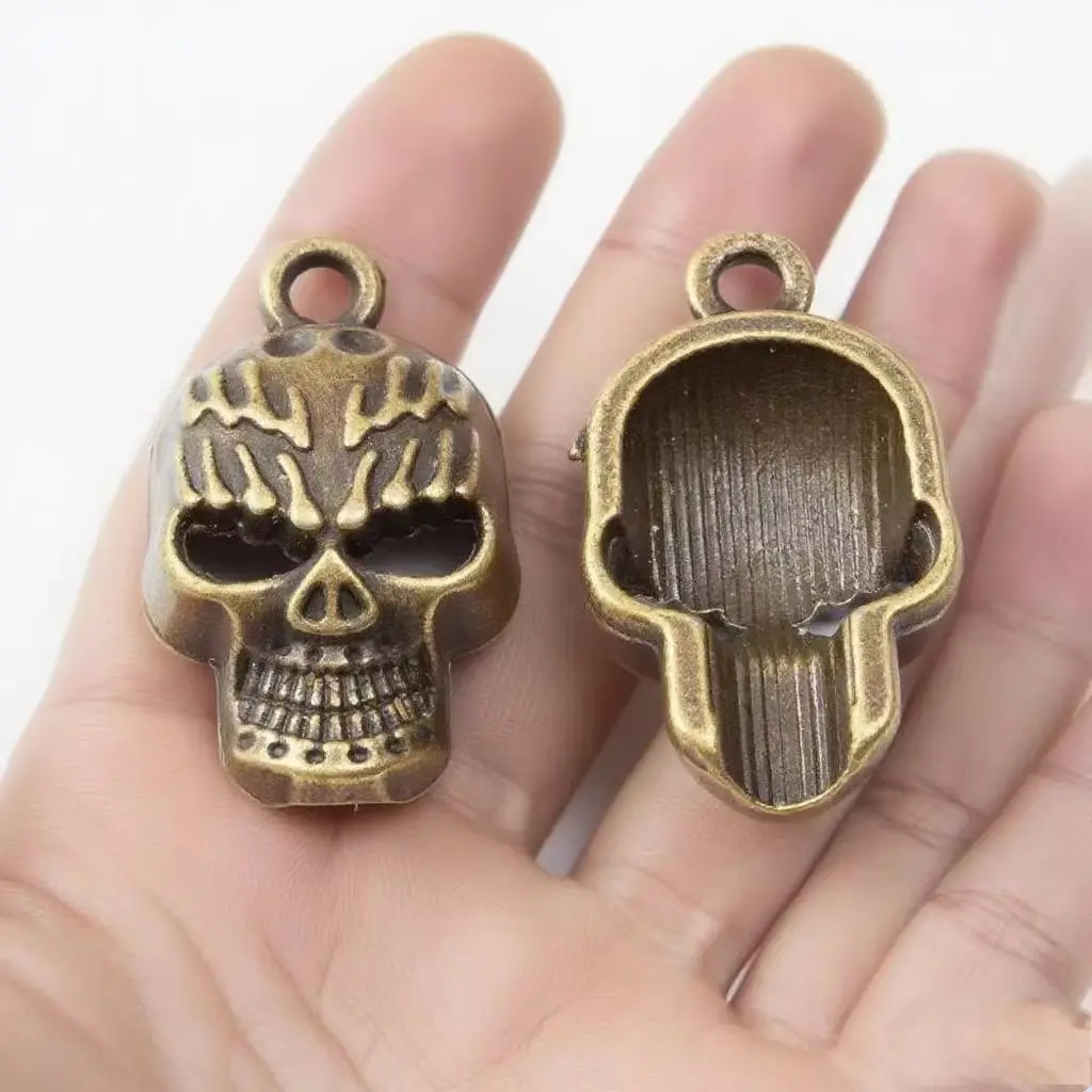 10Pcs/Lot Charms Skeleton Head Skull 21x13mm Tibetan Bronze Silver Color Pendants Antique Jewelry Making DIY Handmade Craft
