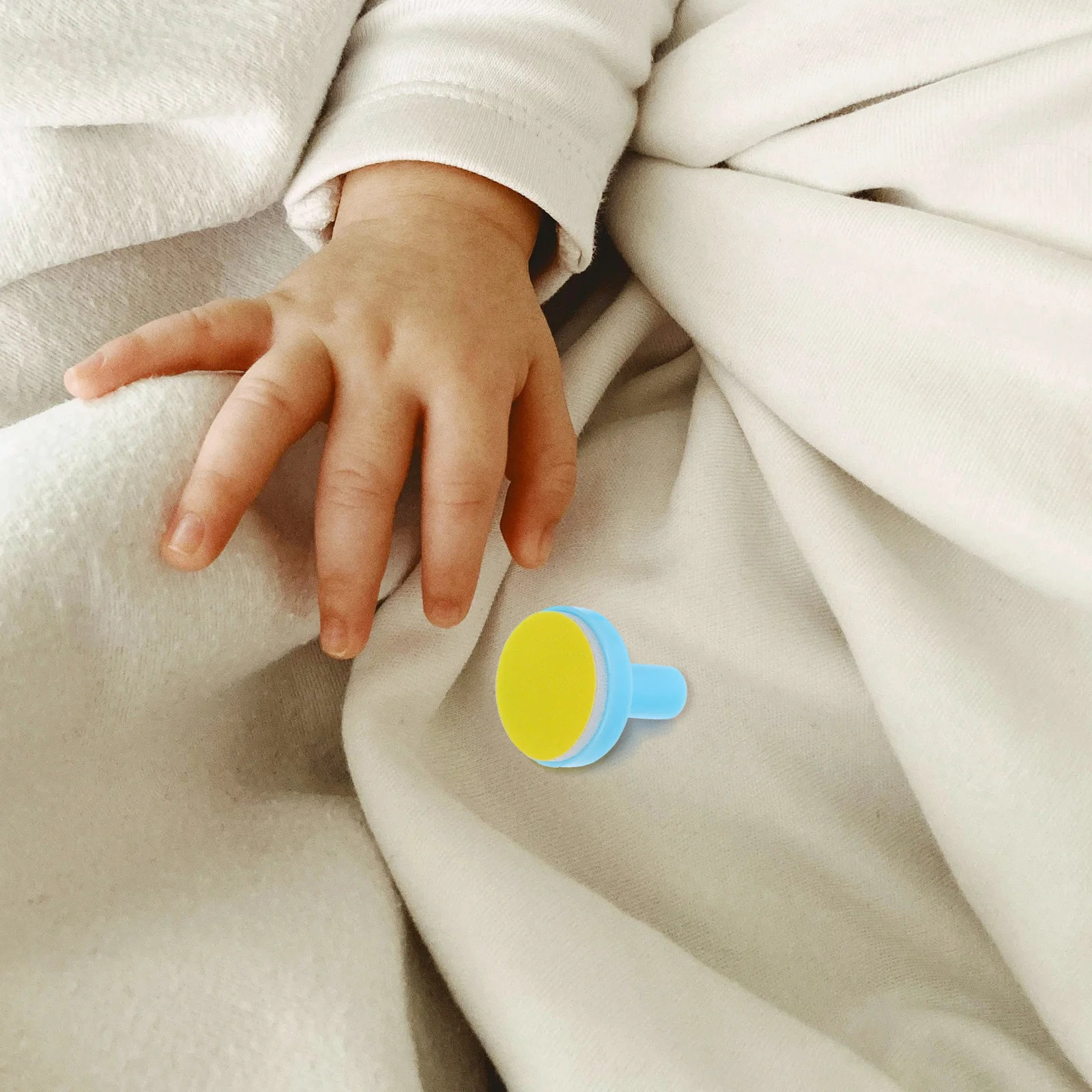 

6 шт., электрическая детская пилочка для ногтей, сменные подушечки, эргономичный дизайн, портативные сменные шлифовальные головки, полировальный диск