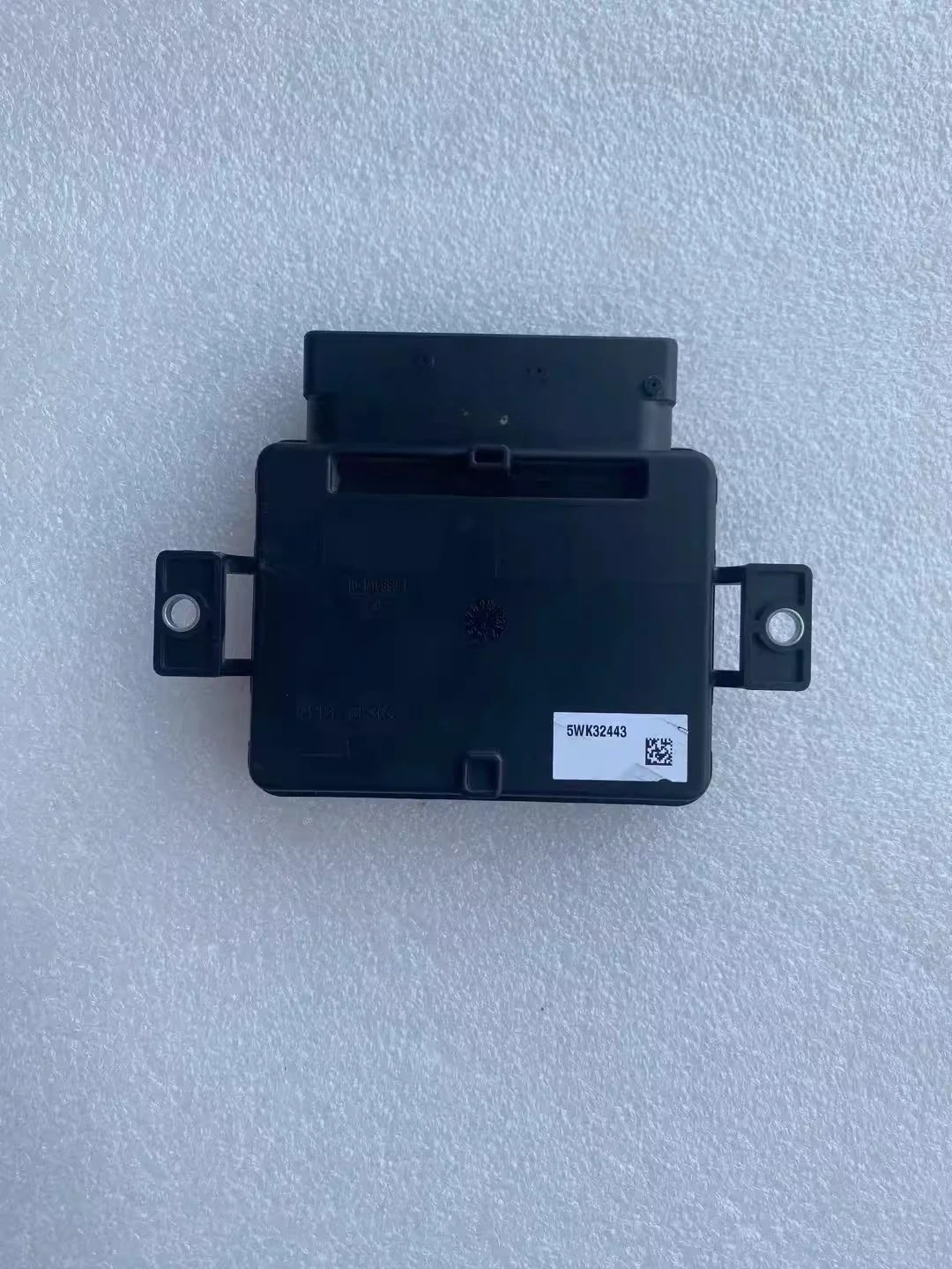 For Audi A6 LC6 Electronic Parking Brake Computer Module 4F0 907 801
