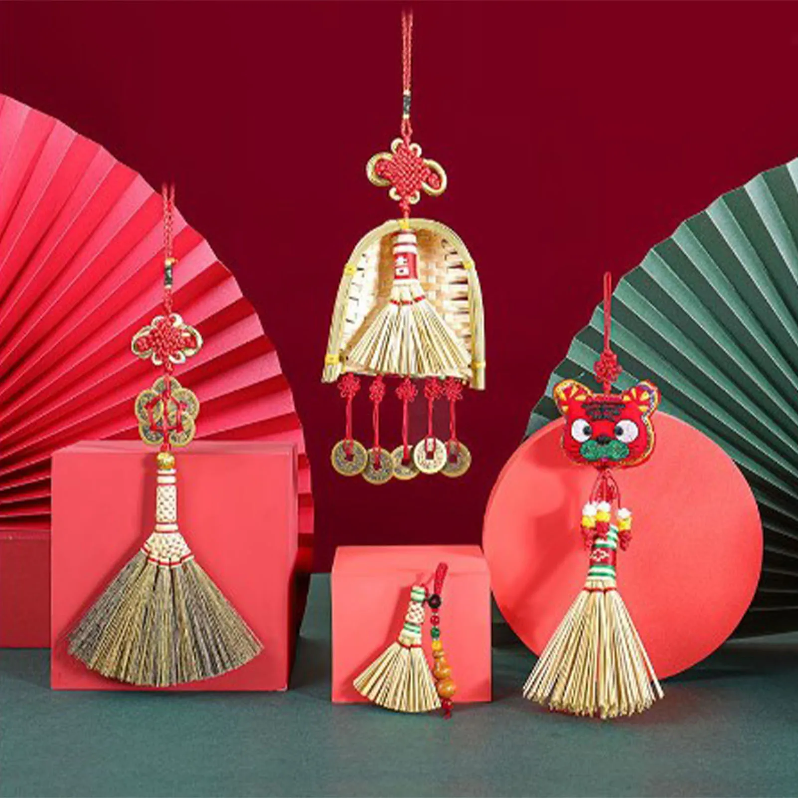 

Mini Fortune Broom Dustpan Ornaments Chinese New Year Tassel Pendant Housewarming Moving Festive Gifts Hanging Decoration