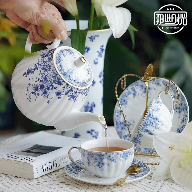 European afternoon tea set, blue and white coffee cup, high-grade exquisite vintage cup and plate set English coffee pot tea pot