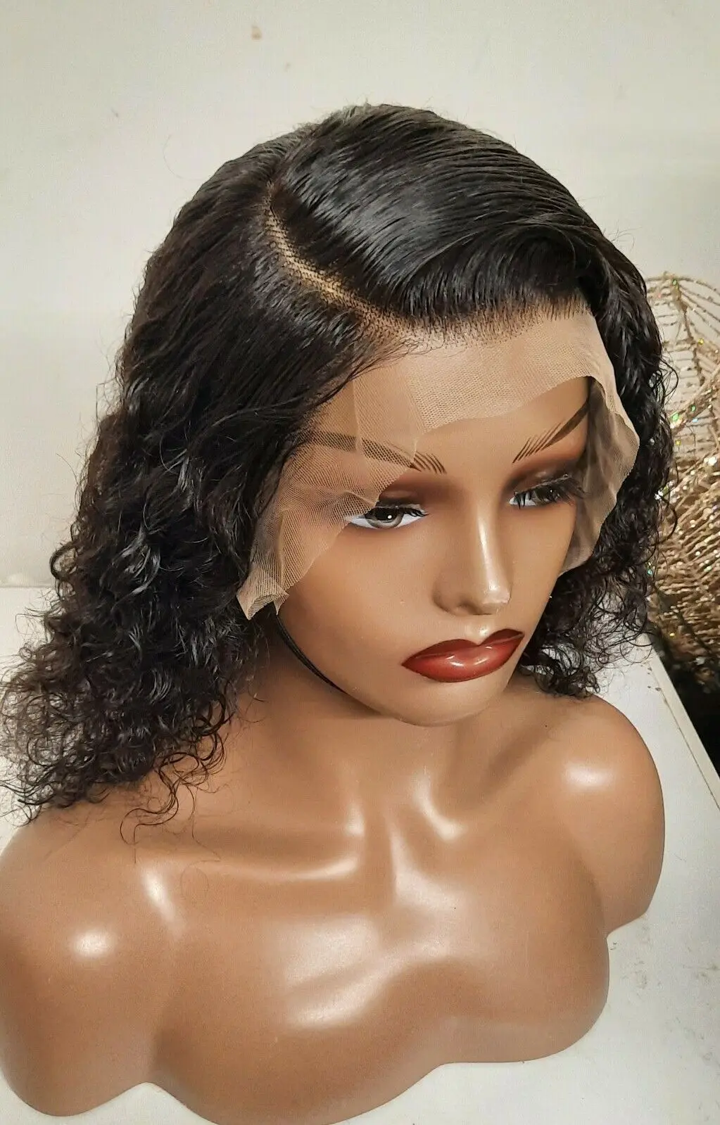 

Девственный бразильский парик с глубокими волнами на кружеве 13*4 в 14".