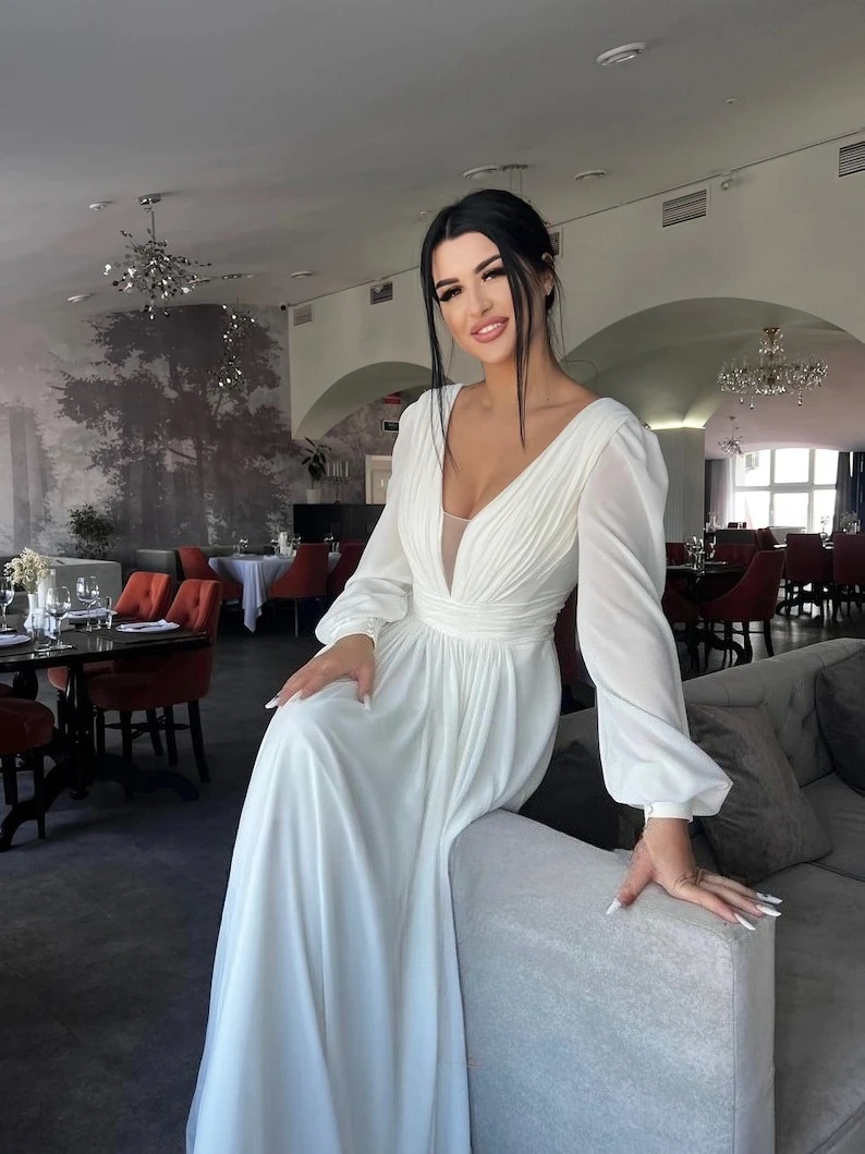 長袖シンプルなサテンのウェディングドレス妖精コルセットセクシーなウェディングドレス白いドレスウェディングドレス花嫁のための女性パーティードレス