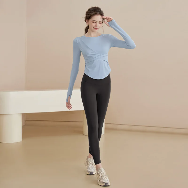 بدلة يوجا نسائية ربيعية جديدة لعام 2025 - مجموعة بيلاتيس بأكمام طويلة قابلة للتنفس بأربعة اتجاهات قابلة للتمدد وسريعة الجفاف للياقة البدنية