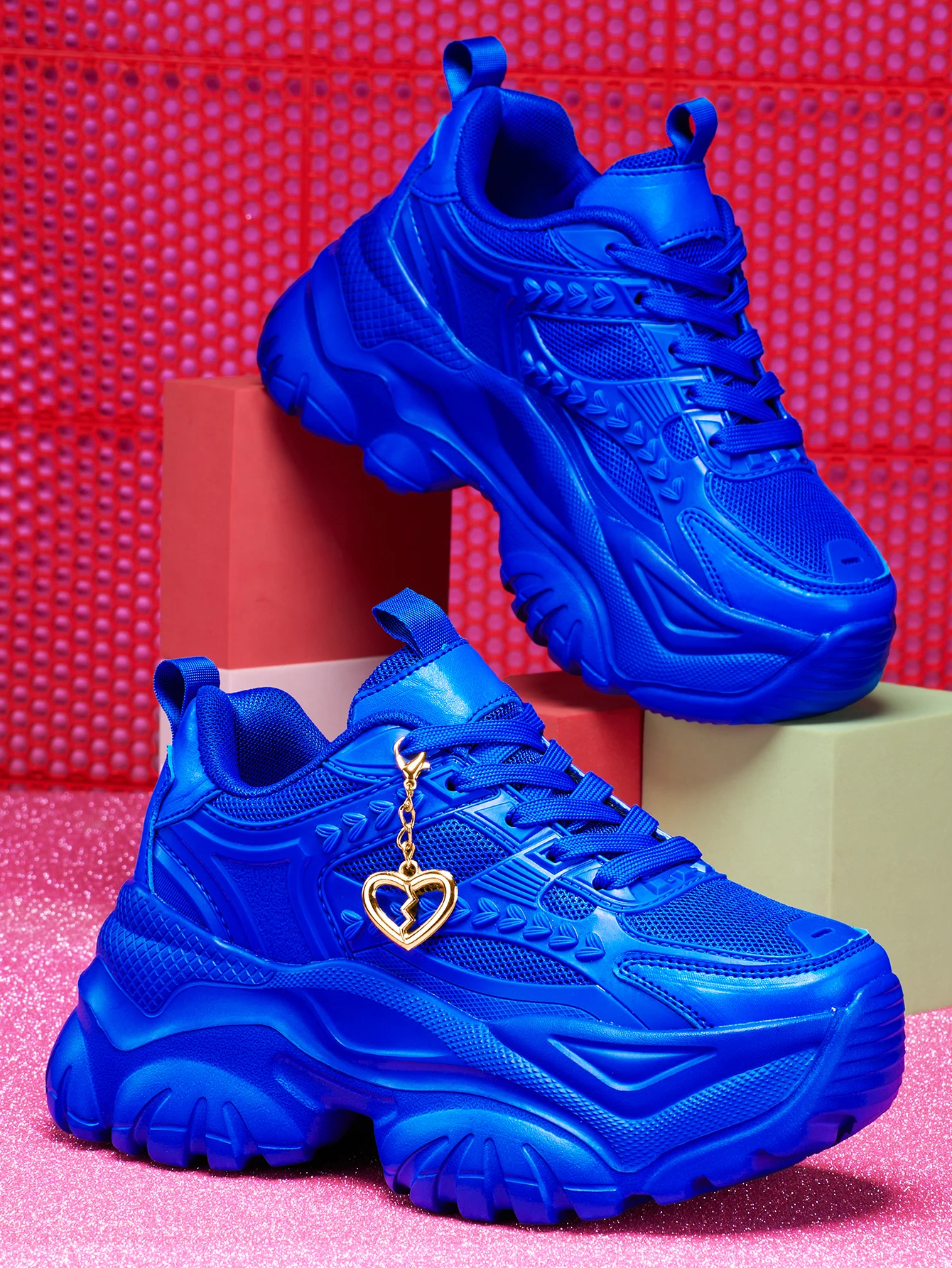 Damen-Sneaker mit 7 cm Erhöhung der Höhe, Outdoor-Mode, Freizeitschuhe mit 3D-DIY-Abnehmbarer Metallgold-Herz-Dekorationskette, Damen-Sneaker mit EVA-Dicksohle, hoher Plattform, blauen hohen Absätzen, leichter weicher Sohle, stoßdämpfend, rutschfeste Laufschuhe, runde Zehenpartie, einfache Schnürung, Edelsteinblau, große Größen für Studenten, Teenager, Campus, Alltag, Dating, Fitness, Arbeit, Büroschuhe, trendige vielseitige Keilabsatz-Sneaker für Damen. – Detail 18