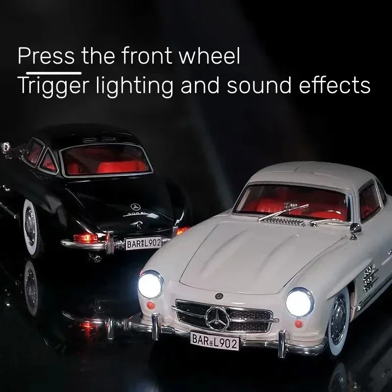 1:24 Scale Car Model Mercedes Benz 300SL Alloy Car Model Classic Vintage Diecast Metal Sound Light Collecties Childrens Toy Gift