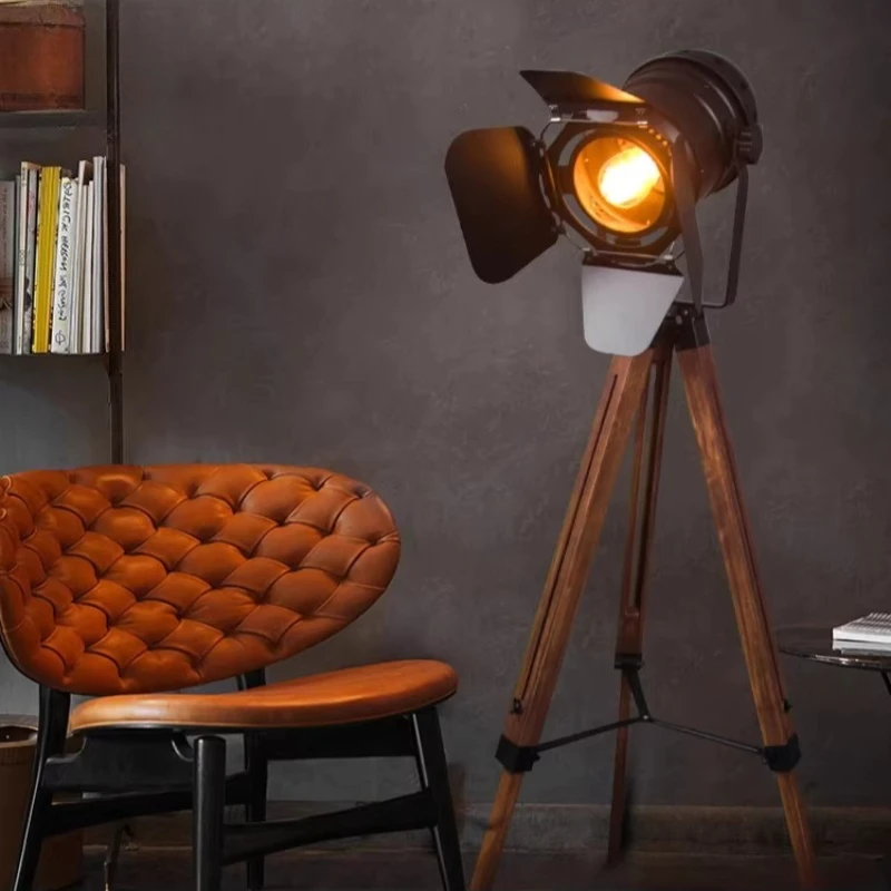 Iron LED Floor Lamp Industrial Retro Floor Lamps Living Room Bedroom Study Lighting Light Remote Control Electroplating Lights