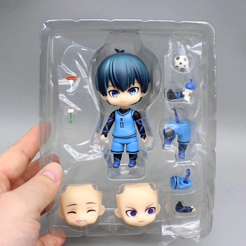 12Cm Blauw Slot Isagi Yoichi Schattige Editie Anime Actiefiguurmodel Standbeeld Collectie Desktop Decoratie Ornament Speelgoed Jongens Cadeau