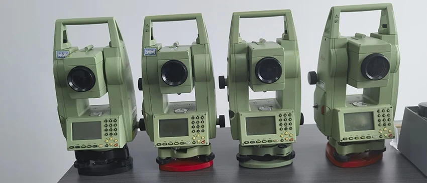 Second Hand TC702 Reflectorless Cheap Price Used Total Station Non Prism Surveying Instrument Total Station
