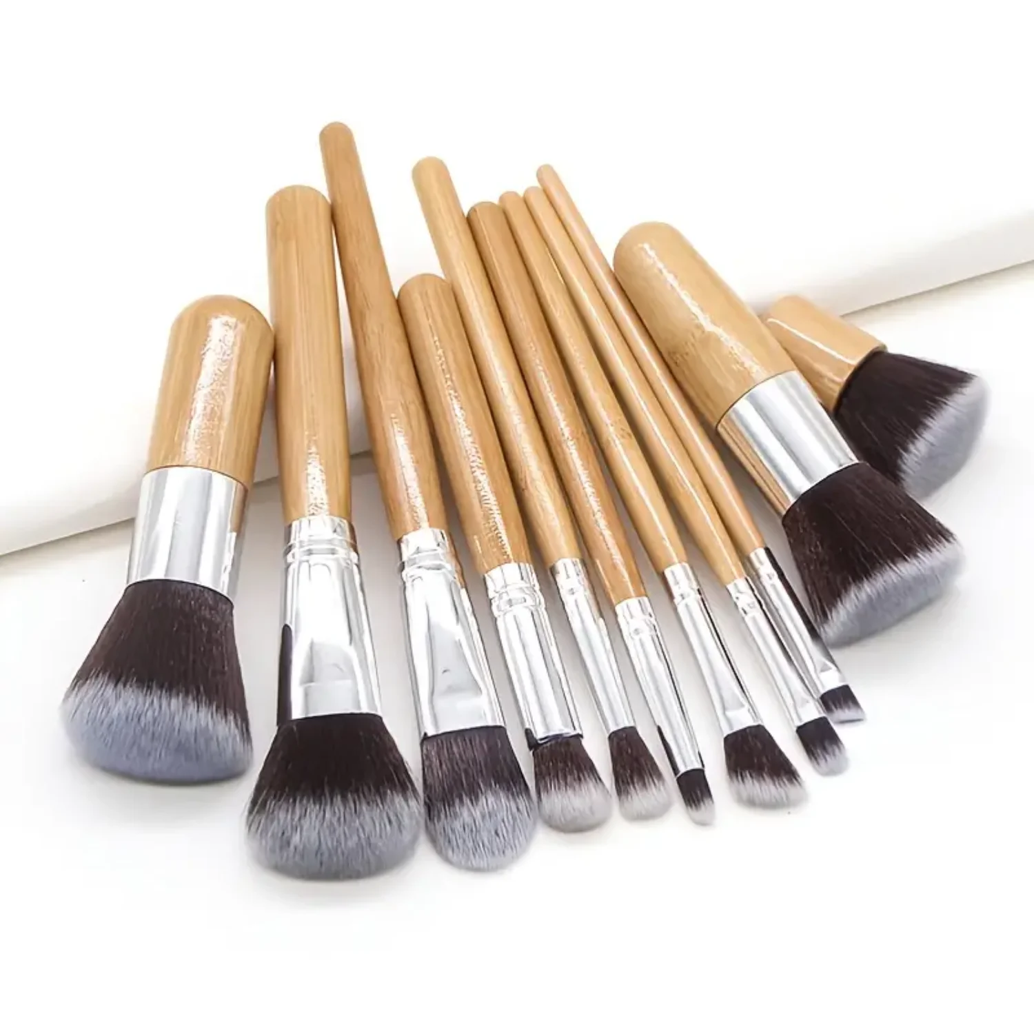 

11PCS Professional Bamboo Makeup Brushes Set for Eyeshadow Foundation Blusher - Soft Brush Kits