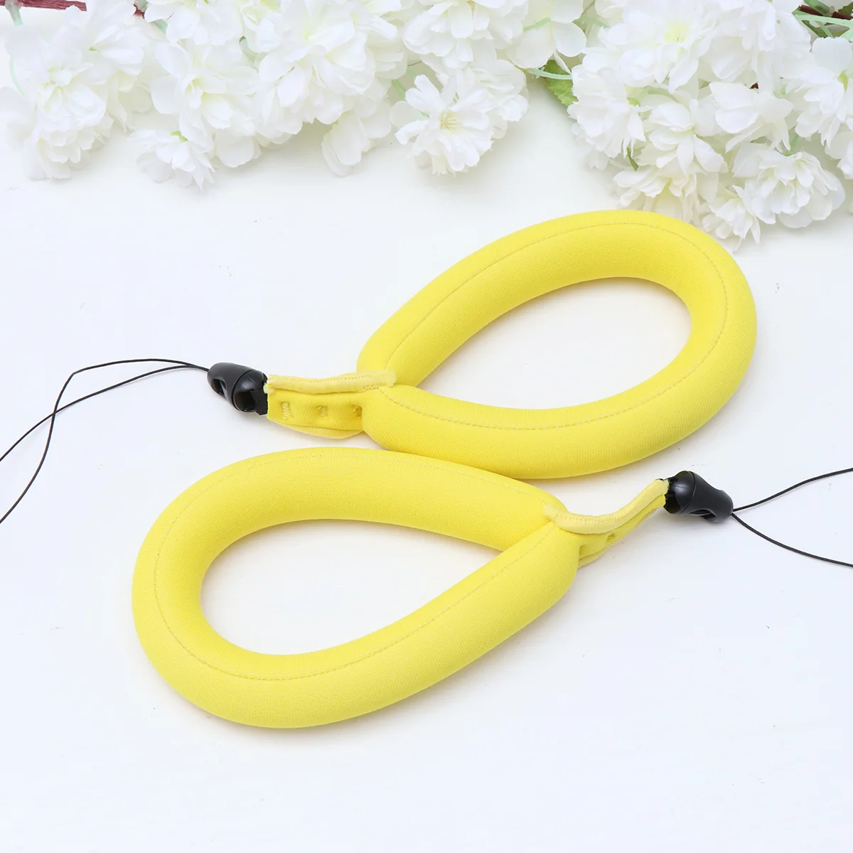 2 pezzi cinturino galleggiante per telefono in neoprene impermeabile cinturino galleggiante per fotocamera universale cintura di galleggiamento cinturino galleggiante per fotocamera giallo